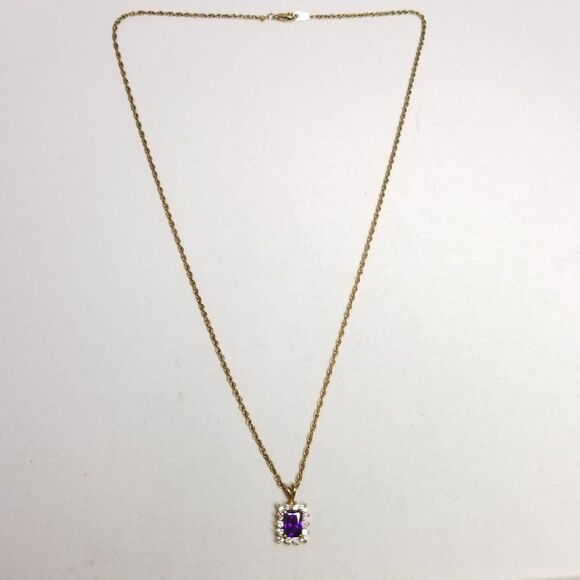 Vintage Purple Rhinestone Emerald Cut Pendant Necklace, Gold Tone Chain, Estate - Picture 2 of 6